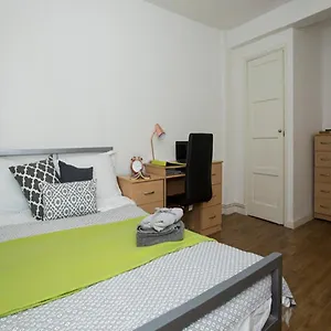 Trendy Rooms For Students Only, Southwark Park - Sk Apartment